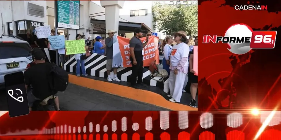  Bloqueos carreteros paralizan Puebla: transportistas exigen seguridad