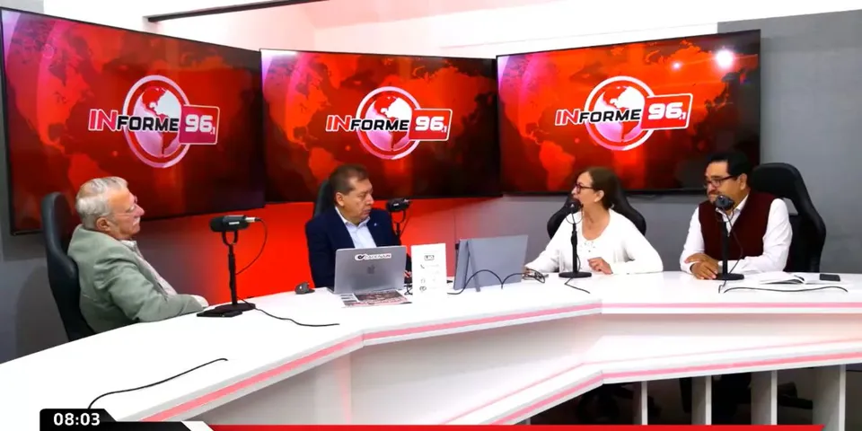 Políticos exhiben fallas que tumbaron la Ley de Ciberasedio en Puebla 